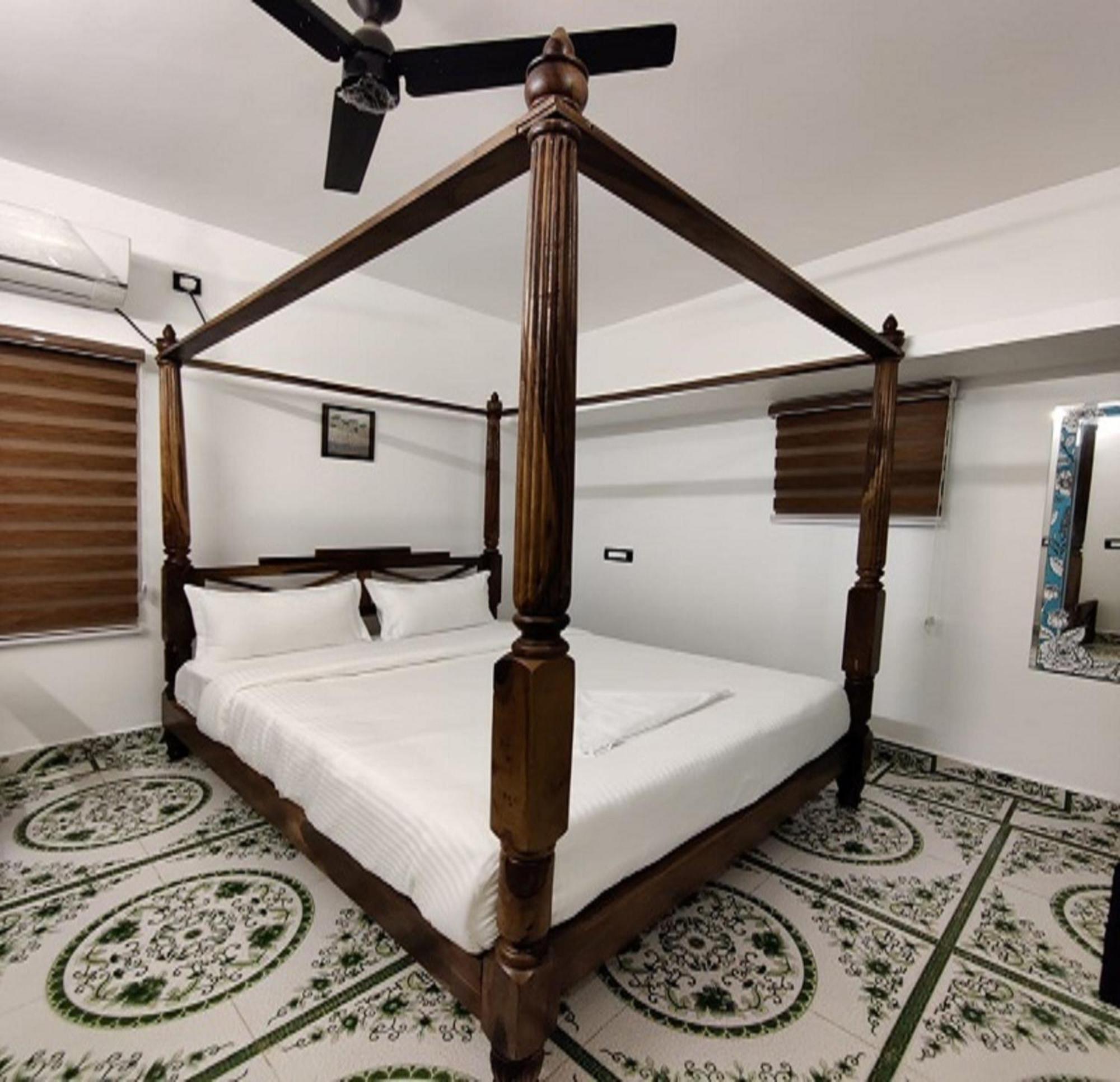 Courtyard Castle Heritage Resort Pondicherry Dış mekan fotoğraf
